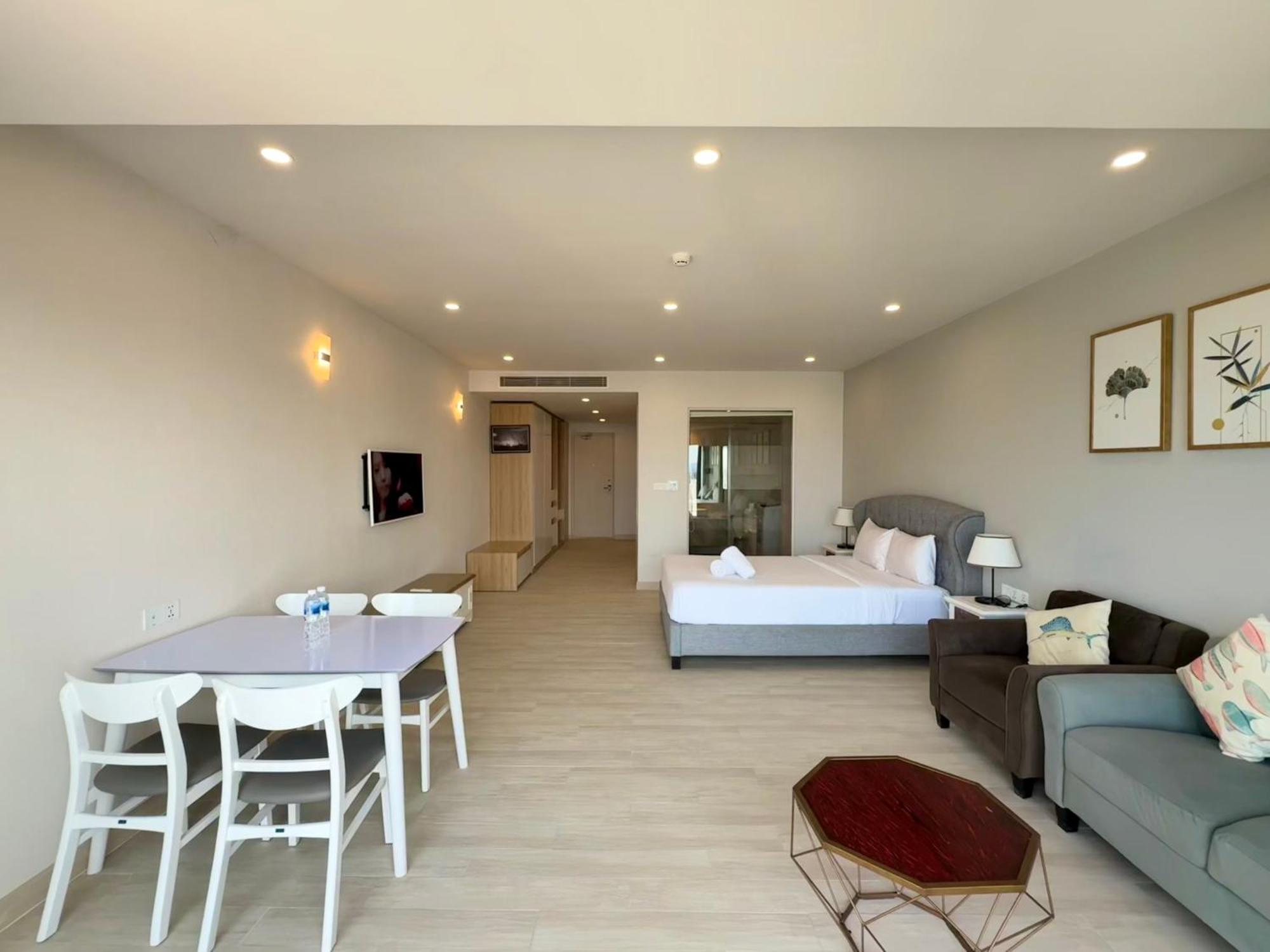 Gold Coast Nha Trang Luxury Apartment - Ocean View ภายนอก รูปภาพ